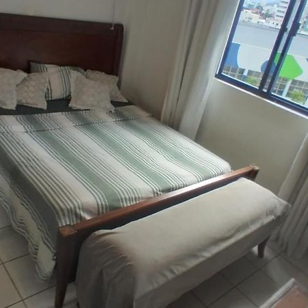 Apartamento Quadra Mar บัลเนอาริโอ กังโบริว ภายนอก รูปภาพ