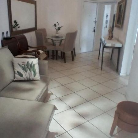 Apartamento Quadra Mar บัลเนอาริโอ กังโบริว ภายนอก รูปภาพ